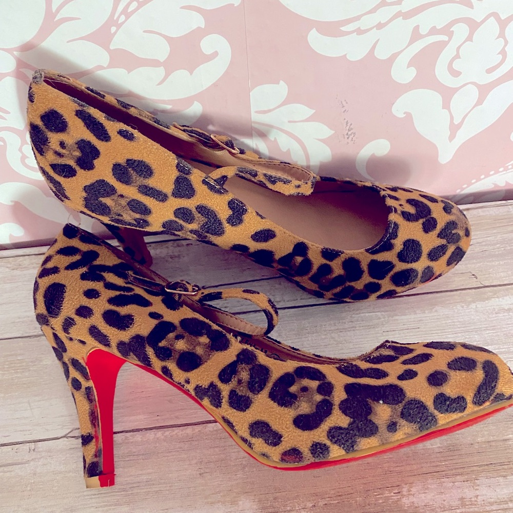 Leopard Cheetah Heels Pinup Red Sole Suede Pumps one of a kind Sz 10